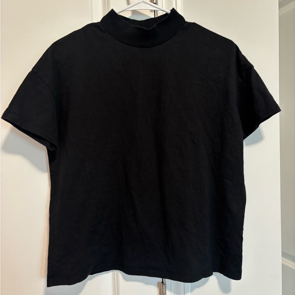 Zara Black Short Sleeve Mock-Neck Tee